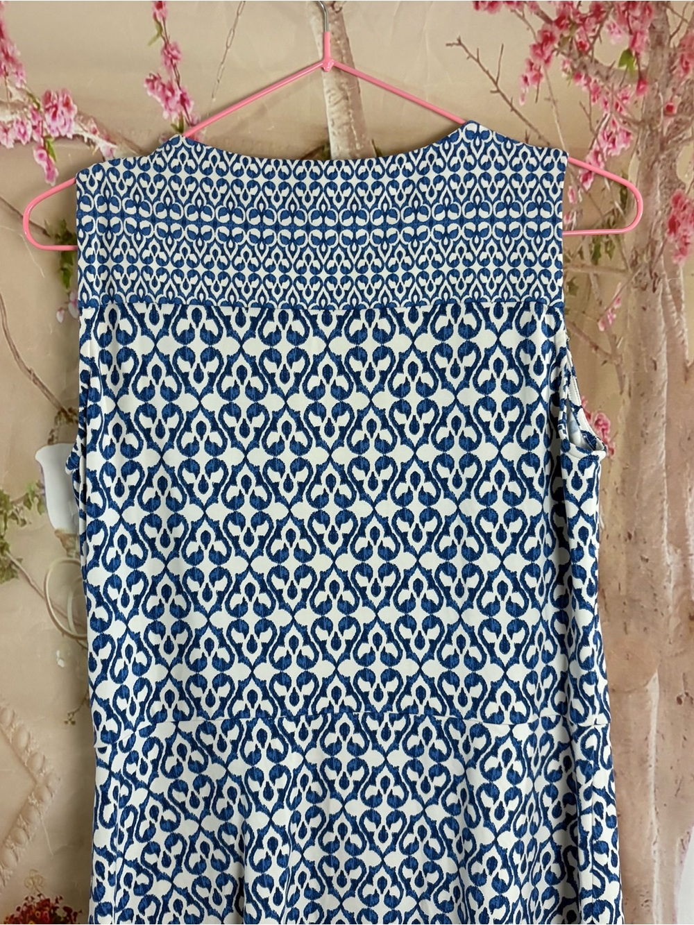J. McLaughlin Navy and White Printed Sleeveless Midi Dress - Picture 6 of 9